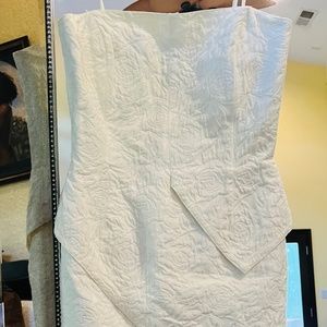 Showstopper strapless Escada ivory rose motif cocktail dress size 38 modern 4-6